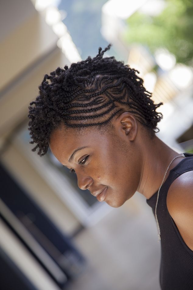 Formule précieuse
soin+shampoing+coiffure pour cheveux afro sans rajout